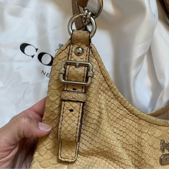 Coach Light Tan Leather Snake Print Shoulder Hobo Bag - Picture 5 of 14